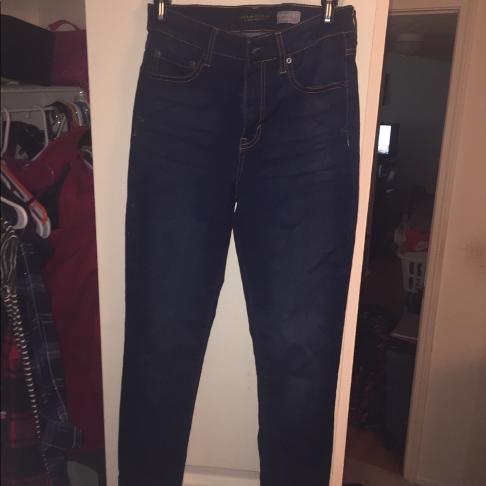 High waisted Dark washed blue jeans